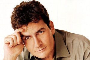 Скандал с признанием Чарли Шина в его ВИЧ-положительном статусе не утихнет вплоть до следующего года