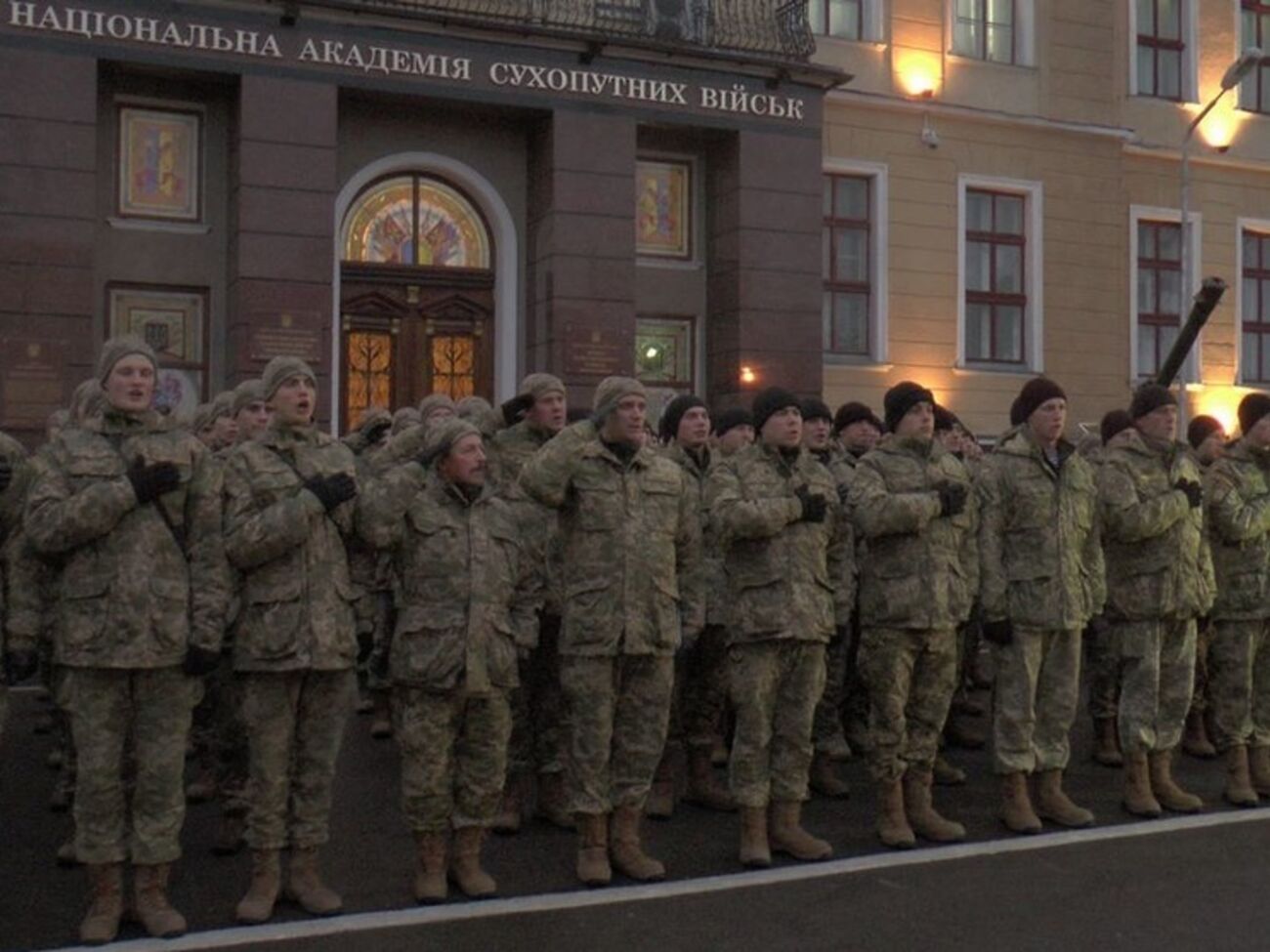 Мобилизованные с высшим образованием получили возможность стать офицерами