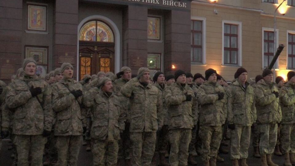 Мобилизованные с высшим образованием получили возможность стать офицерами