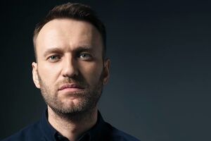 Навальный обещает новые разоблачения