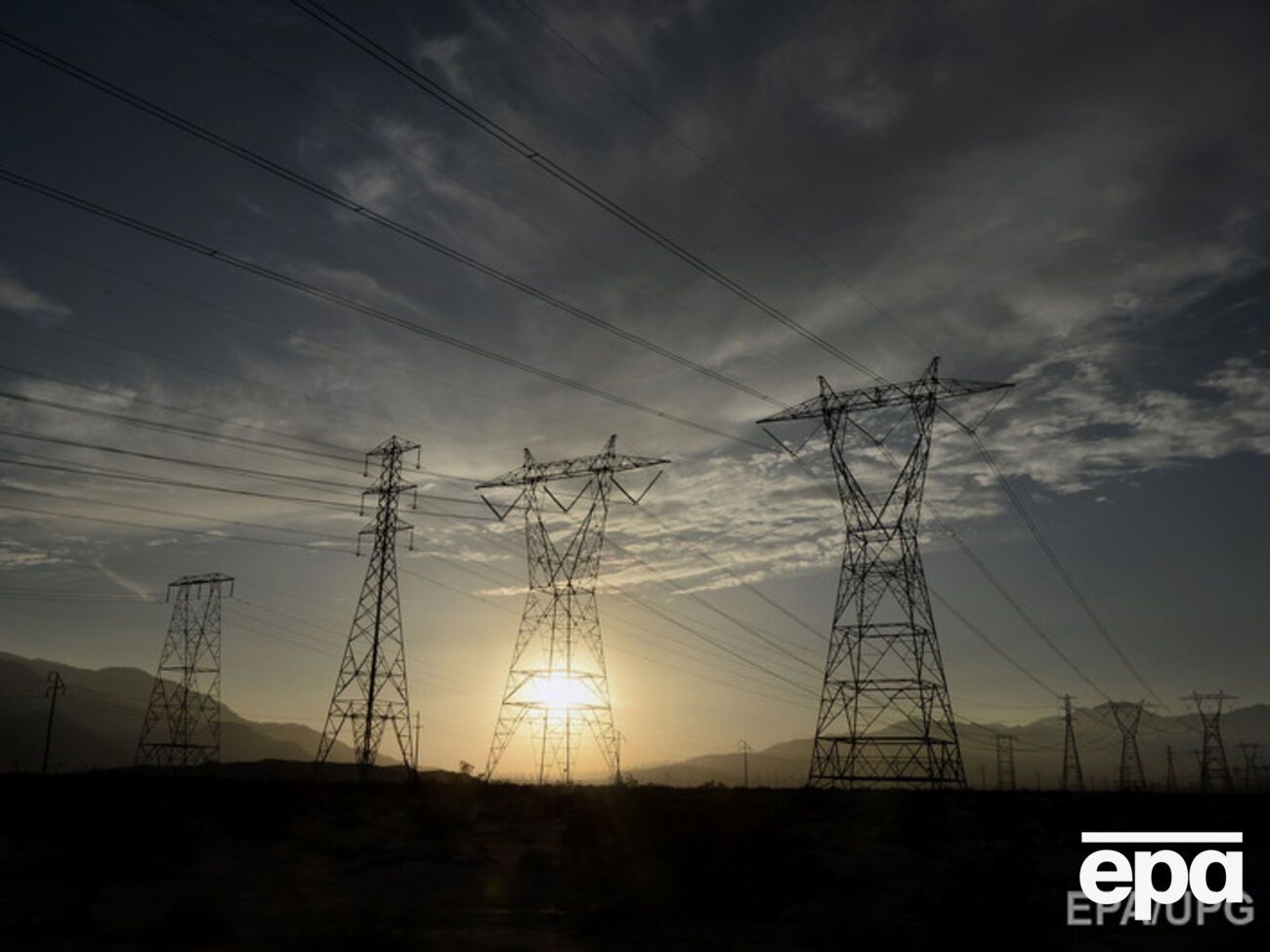 На рынке электричества вводят временное чрезвычайное положение