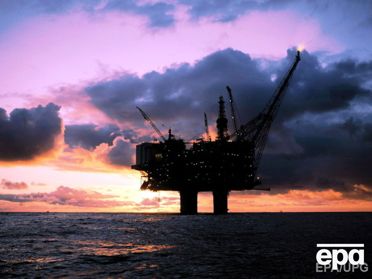 Конгресс может снять запрет на экспорт нефти