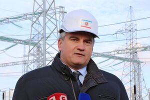 Аксенов: Несмотря на то, что с подключением второй нитки энергомоста Крым обеспечен электроэнергией практически полностью, все еще существует определенный дефицит