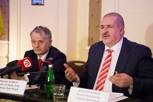 Уполномоченный президента Украины по делам крымских татар Мустафа Джемилев и лидер Меджлиса крымскотатарского народа Рефат Чубаров