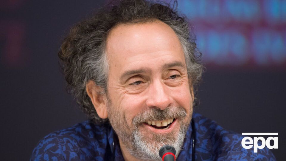 СМИ утверждают, что Бертон и Грин страстно целовались