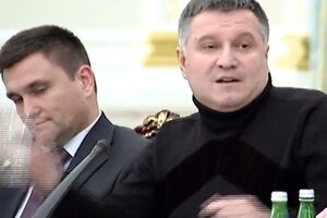 Аваков передразнил манеру речи Саакашвили, велел ему "закрыть рот" и обругал матом