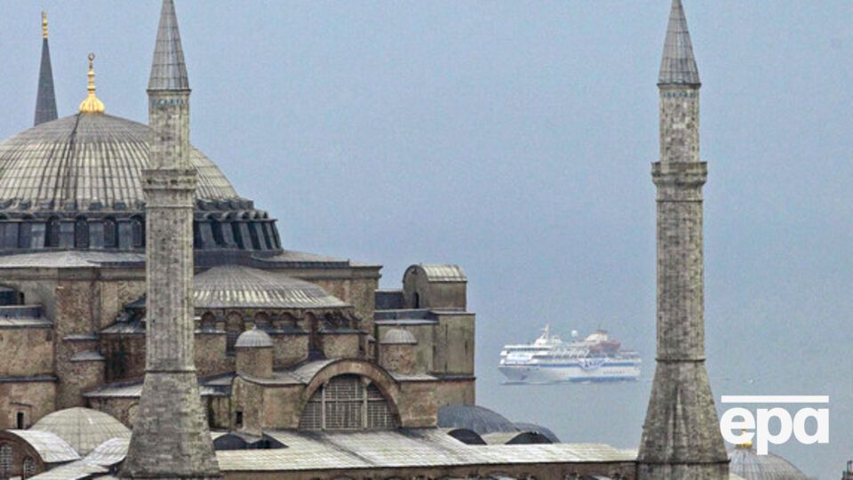 В турецких портах задержаны 27 российских кораблей