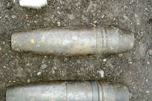 Боевики тренируются стрелять из различных типов вооружений