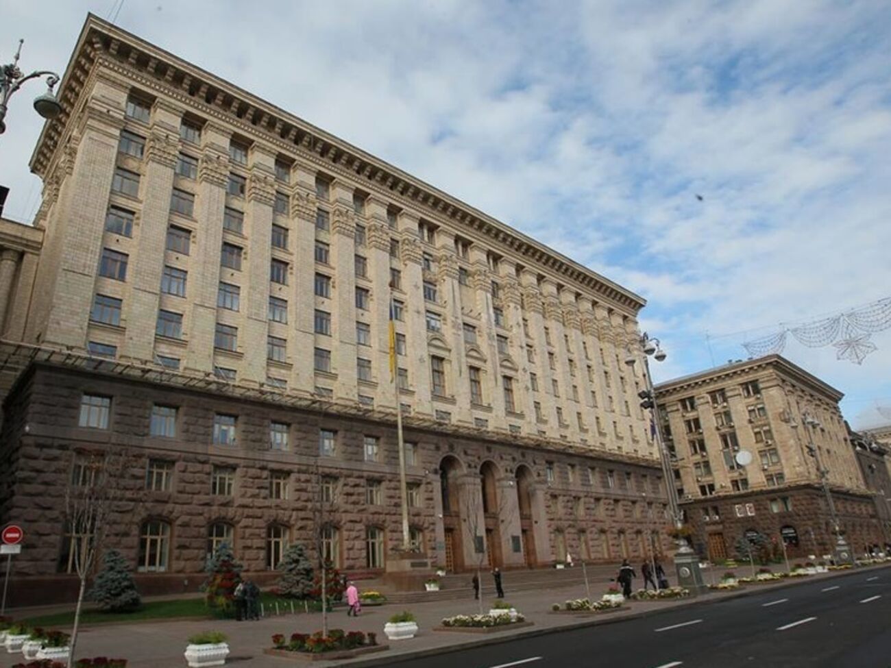 КГГА: В&nbsp;связи с тем, что локации для празднования находятся в центре Киева, части прилегающих к ним улиц могут перекрываться, чтобы избежать значительного скопления автомобилей