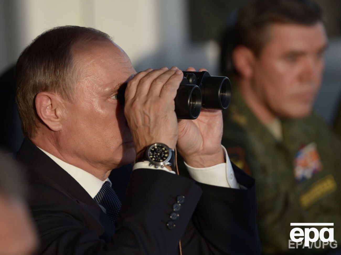 Путин: Зачем нам авиабаза в Сирии? Если кого-то надо достать, то мы и так достанем