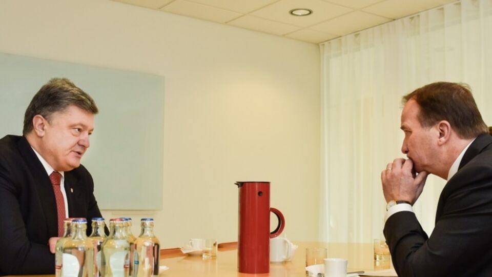 Порошенко провел переговоры с Левеном