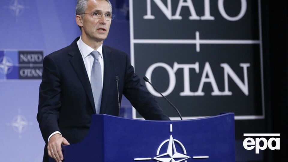 НАТО продолжит оказывать помощь Украине, заверил Столтенберг