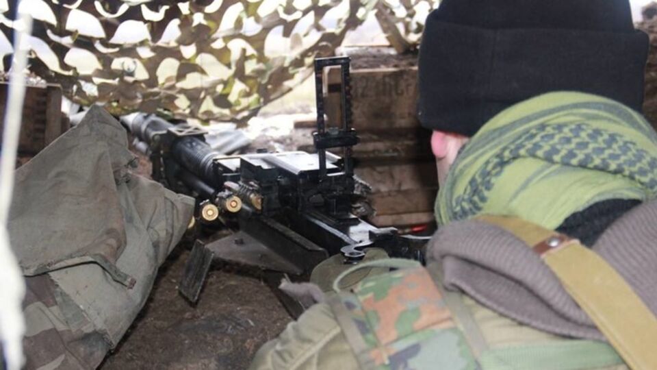 Украинские позиции продолжают находиться под огнем боевиков