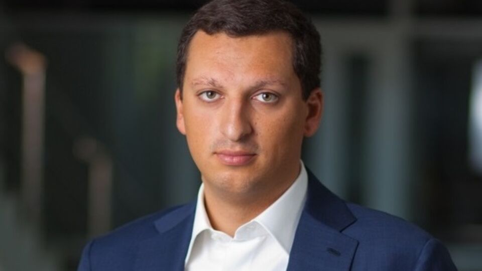 Кирилл Шамалов, предполагаемый зять Путина, владеет около 20% акций компании "Сибур", которую оценивают в $13,4 млрд