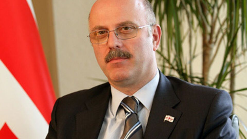 Катамадзе: В очередной раз правительство предлагает принять бюджет впритык под Новый год. Так не делается в цивилизованных странах