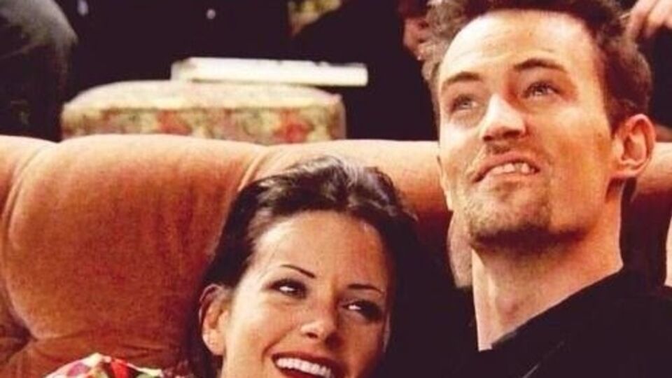 По слухам, актеры, исполнившие пару Чендлера и Моники, недавно провели вместе ночь