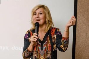 Елена Деревянко: Далеко не все политики могут так сформулировать предложение, чтобы избежать двойственной трактовки