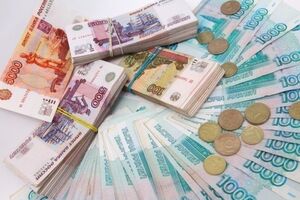 Российский рубль продолжает падать