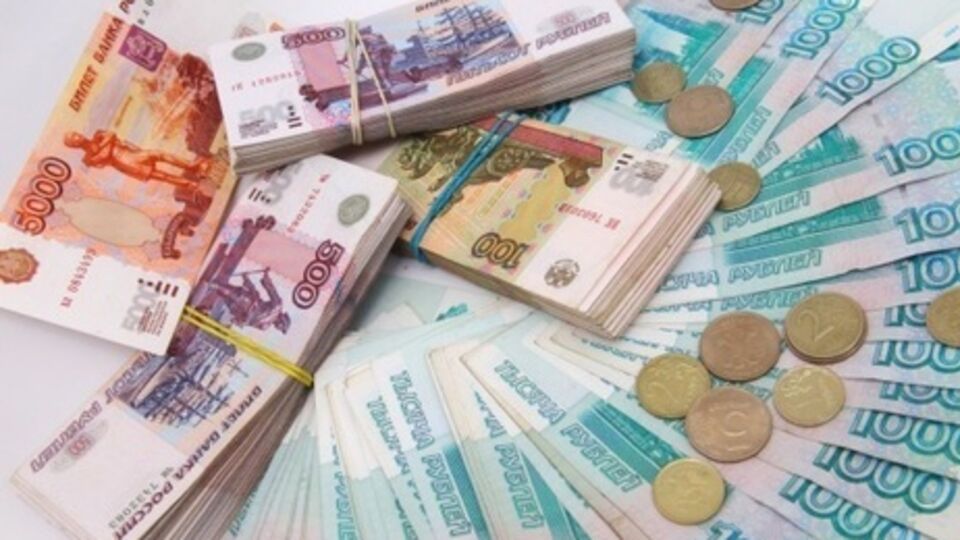 Российский рубль продолжает падать