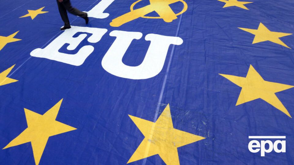 Еврокомиссия одобрила действия по выполнению плана безвизового режима Грузии и Украины