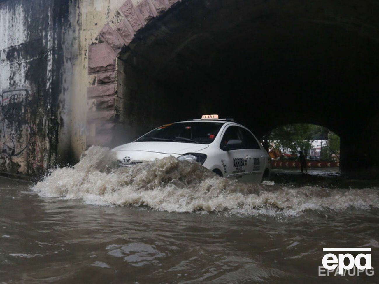 Ожидается, что стихийное бедствие на Филиппинах не утихнет до воскресенья