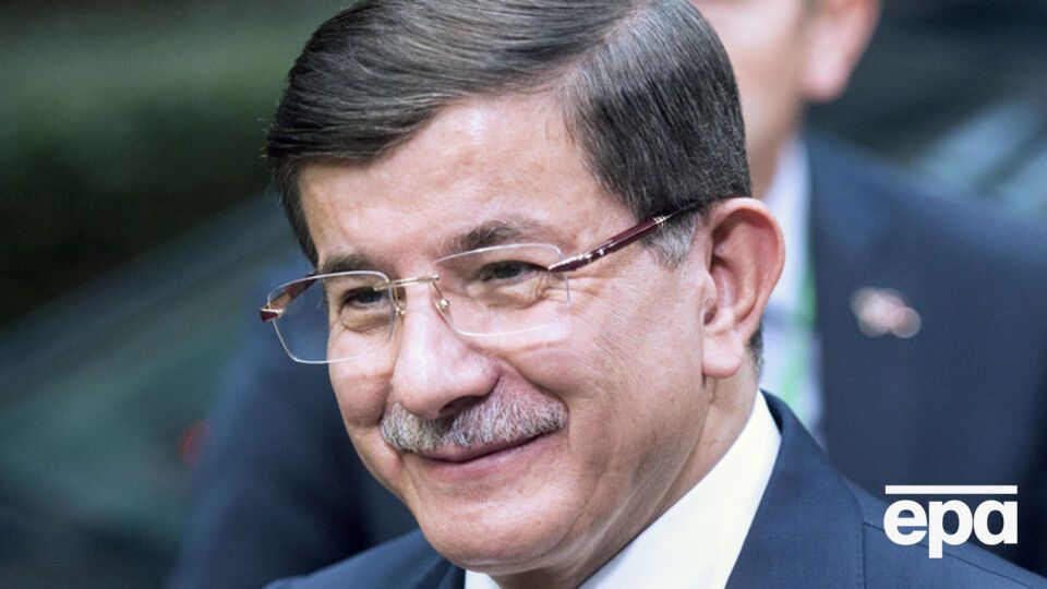 Давутоглу: Решение кризиса в Сирии возможно только с заменой правительства Асада