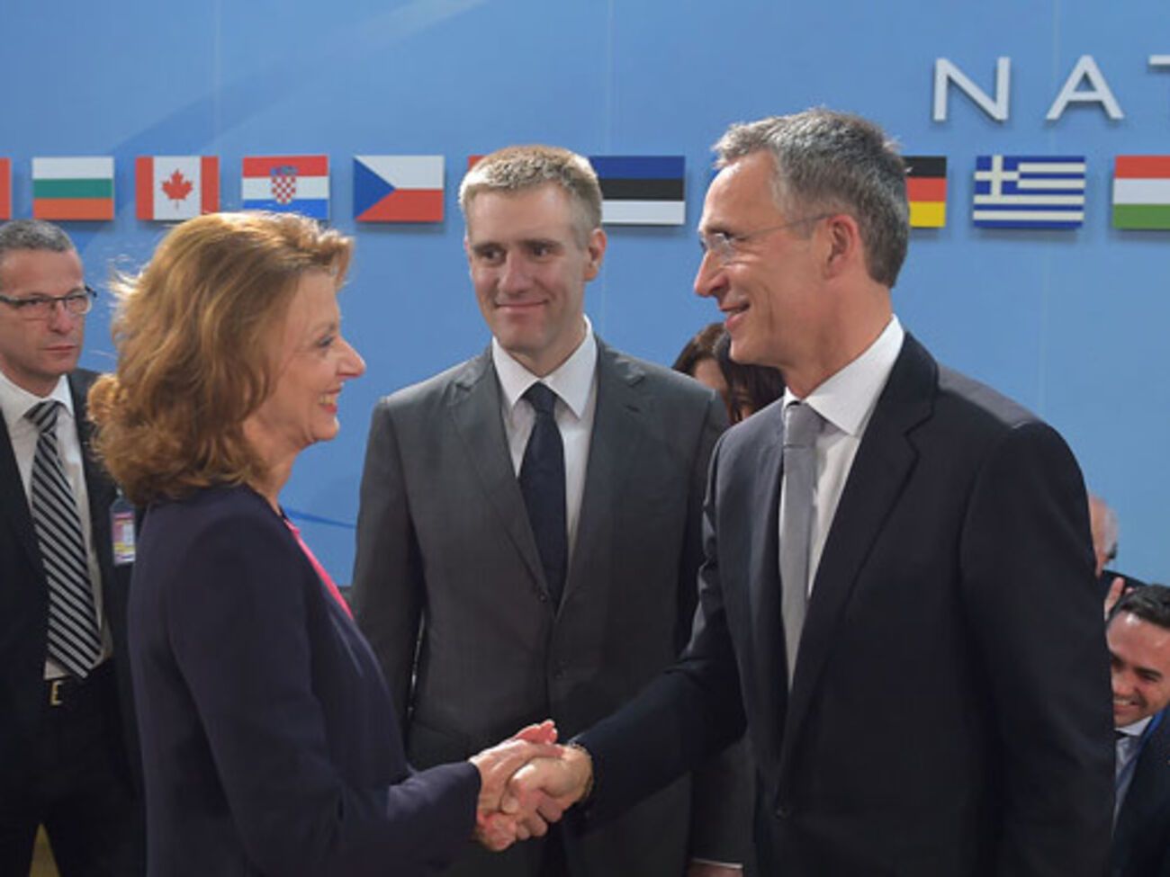 Страны-члены НАТО предложили Черногории начать переговоры о вступлении в Альянс