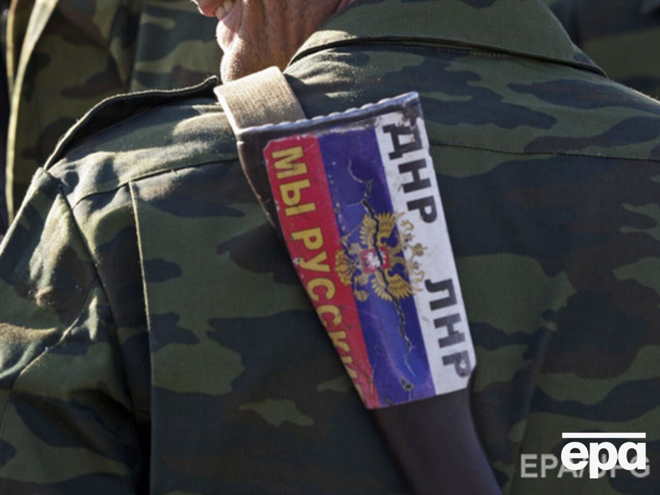 Разведка: Боевики обстреливают друг друга