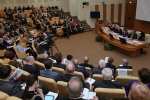 Фракция ЛДПР хочет, чтобы в буфетах Госдумы не было турецких конфет