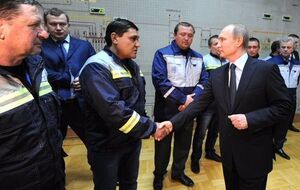 Путин приехал в Крым открывать энергомост