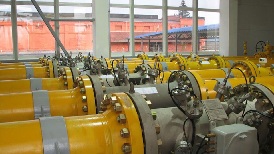 У потребителей, живущих в домах с колонками, остался месяц на подключение счетчиков