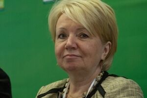 "Яблоко" возглавила Слабунова