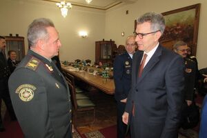 Пайетт побывал в Генштабе ВСУ