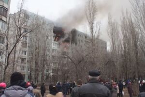 В результате взрыва пострадали 10 человек