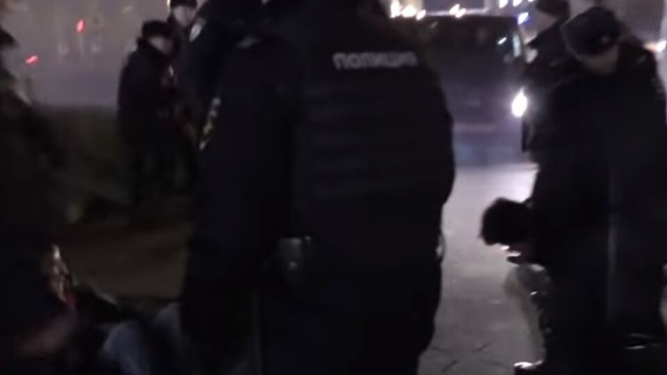 Демонстранты поздравили чекистов с праздником