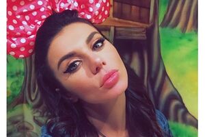 Седокова: Ну почему вы сразу "беременна"? Я просто в меру упитанная