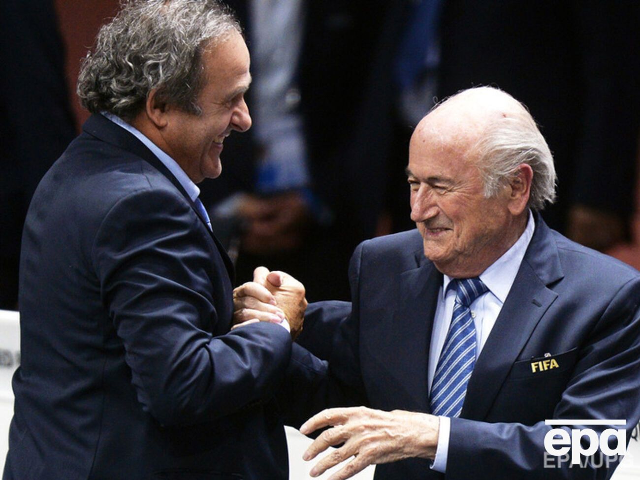 Блаттер и Платини отстранены от футбола на восемь лет
