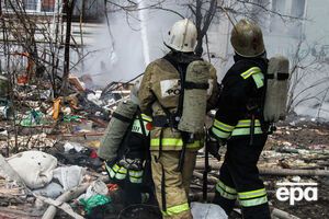 Российским пожарным предлагают взять кредит вместо зарплаты