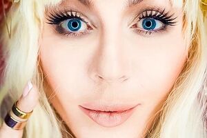 Билык спела новогоднюю песню