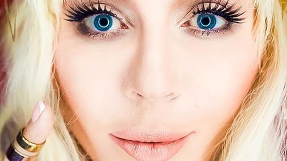 Билык спела новогоднюю песню