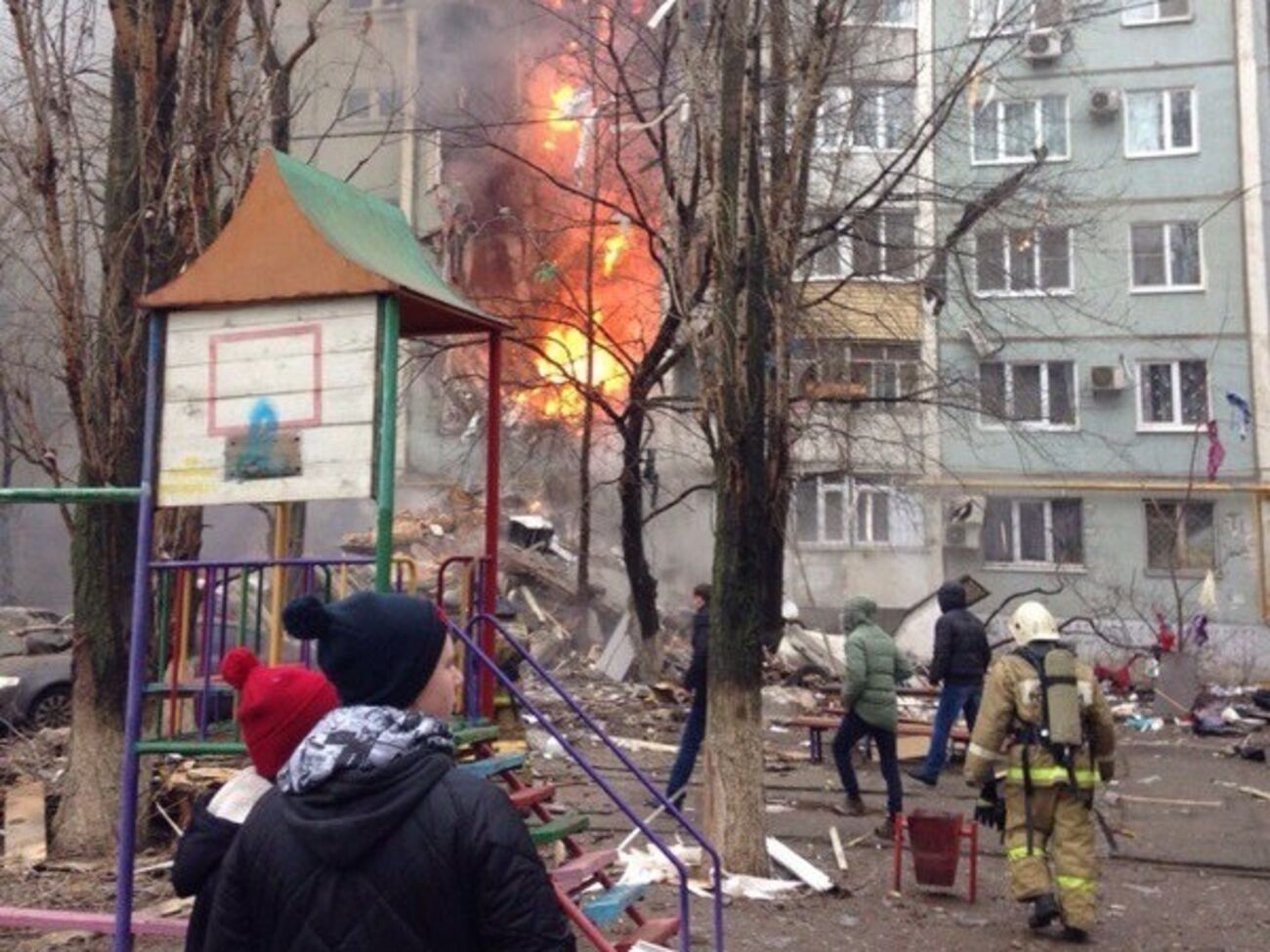 Обрушившийся в Волгограде дом будет снесен