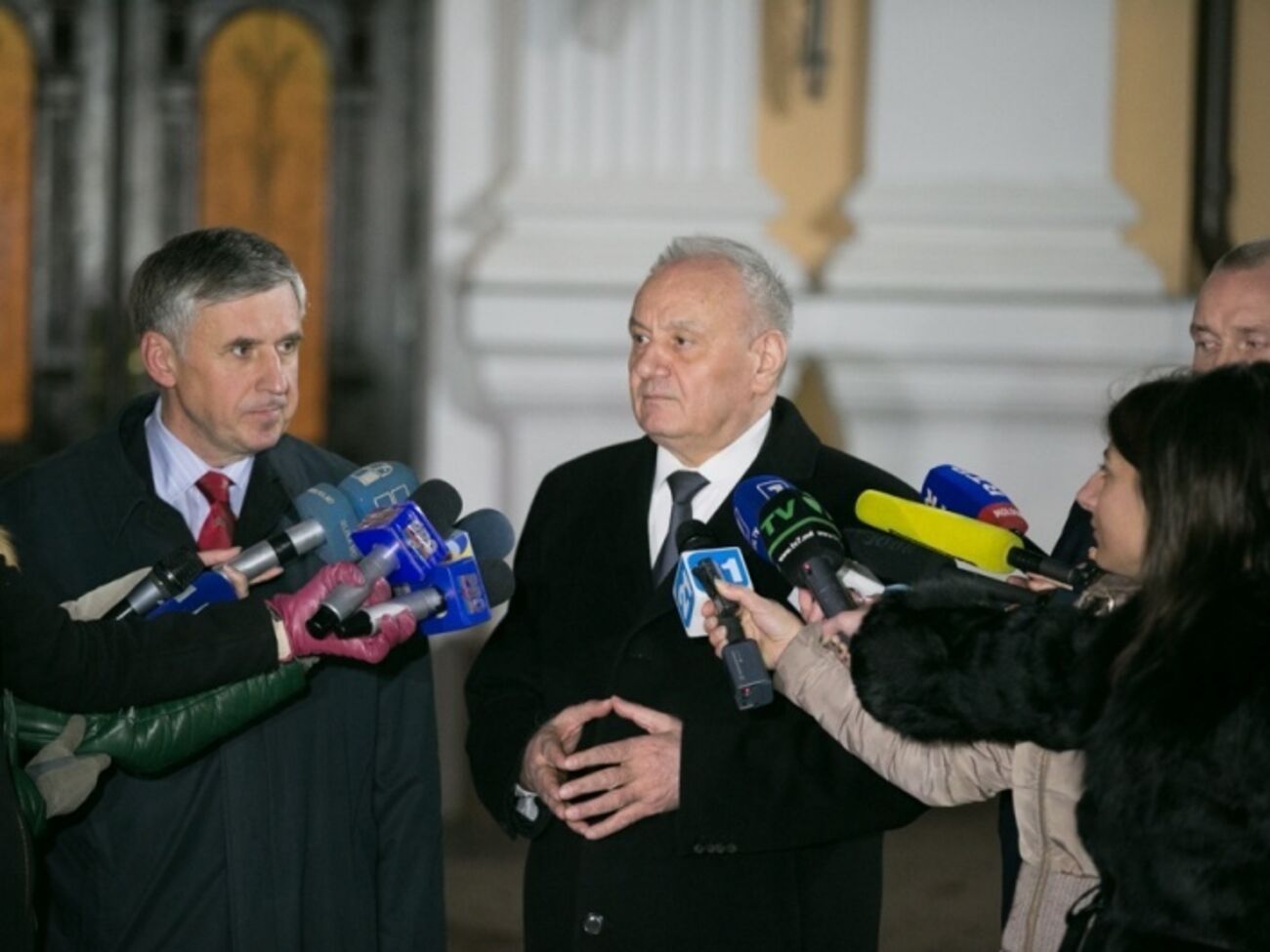 Ион Стурза (слева) и Николае Тимофти