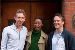 Джеми Паркер, Нома Думезвени и Пол Торнли. Нома --- новая Гермиона