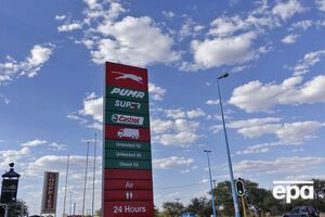 Дешевле всего бензин стоит в штате Оклахома – 46 центов за литр, дороже всего – в Калифорнии, 72 цента за литр