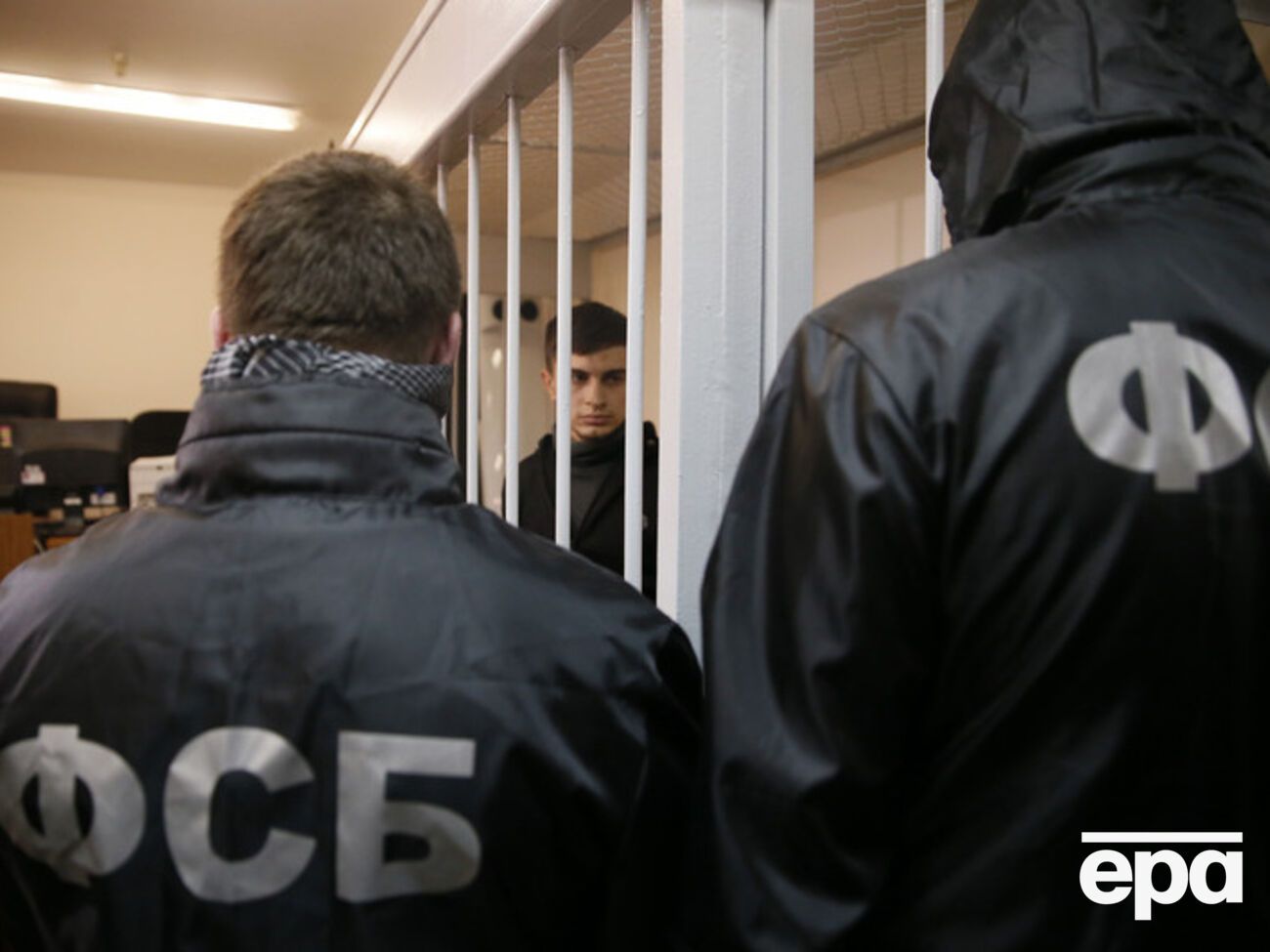 Служащим ФСБ разрешили стрелять по толпе, женщинам и детям, если это делается для предотвращения теракта