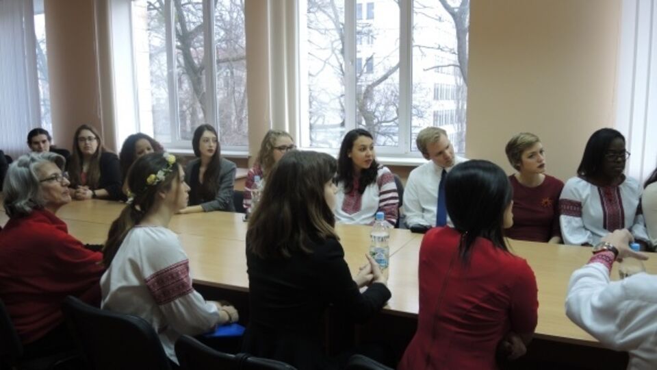 Американские волонтеры разъедутся по Украине