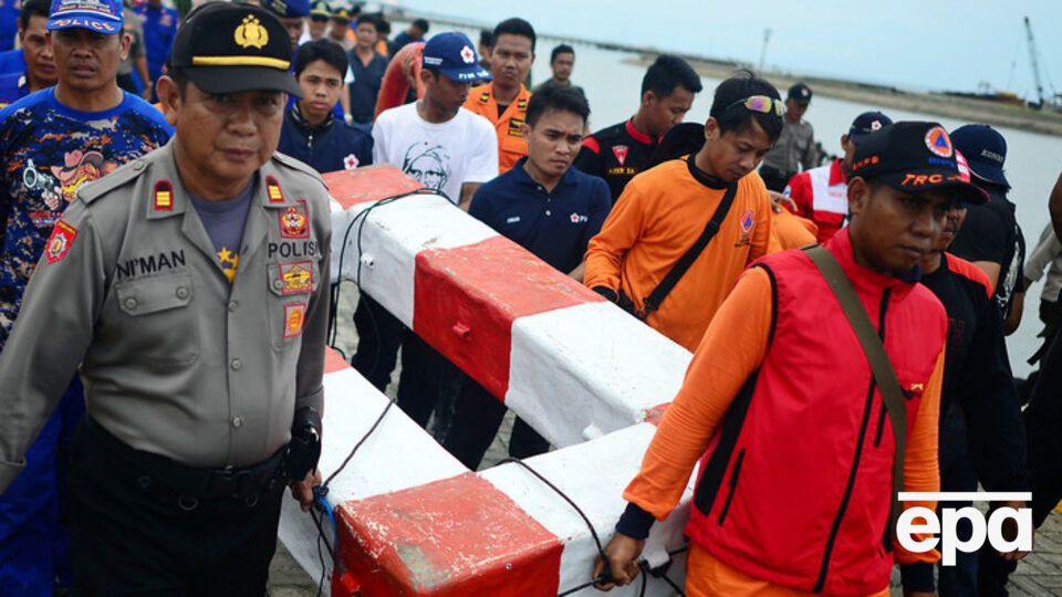 Спасательные работы продолжаются