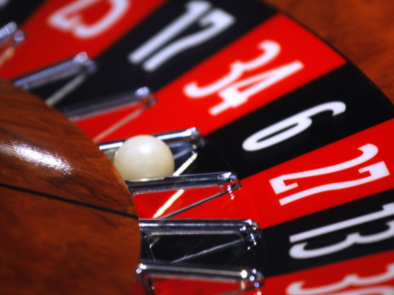 Комитет признал ряд пунктов по легализации игорного бизнеса коррупциогенными