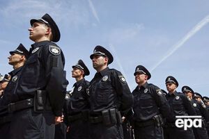 Неизвестный бросил гранату в наряд полиции