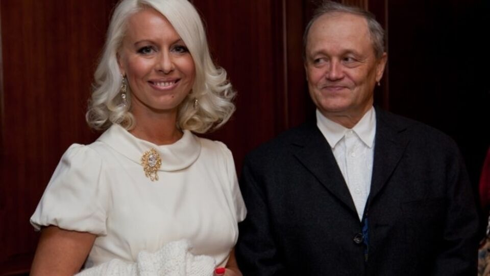 Геннадий Татарчено признался, что разводится с Астраей и желает ей найти нового мужа и продюсера